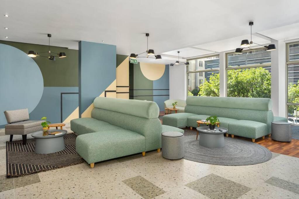 Central Modern City Escape Apartment! Κέιπ Τάουν Εξωτερικό φωτογραφία